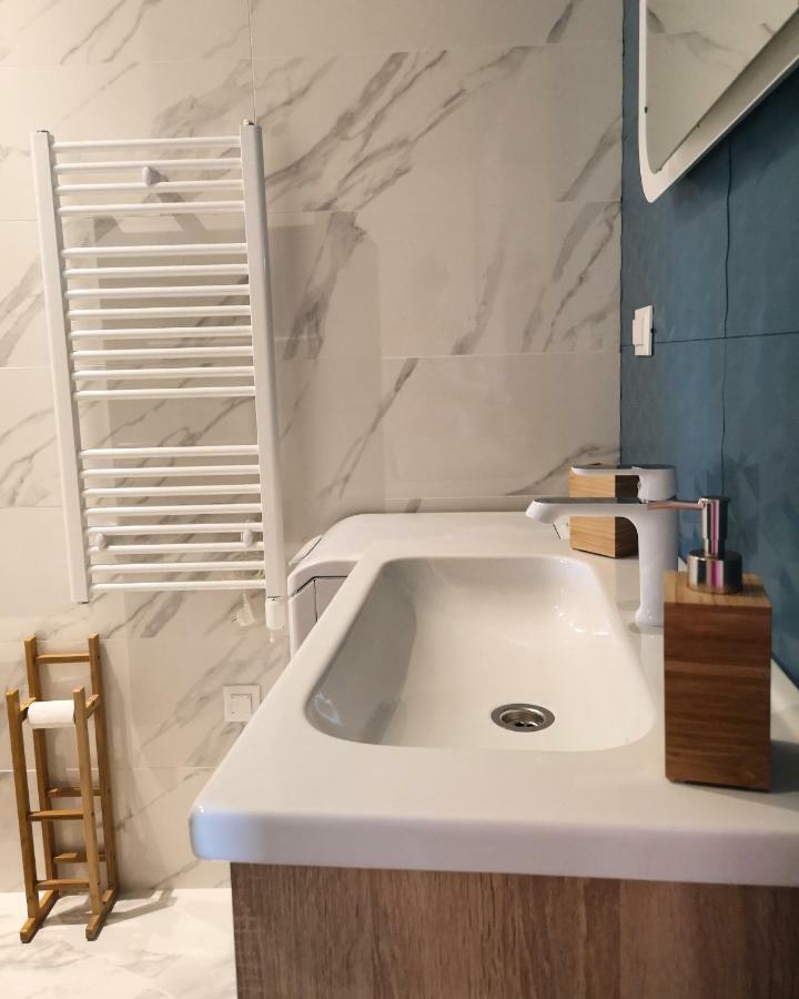 Apartman Michelangelo In The Centar Of Supetar Luaran gambar
